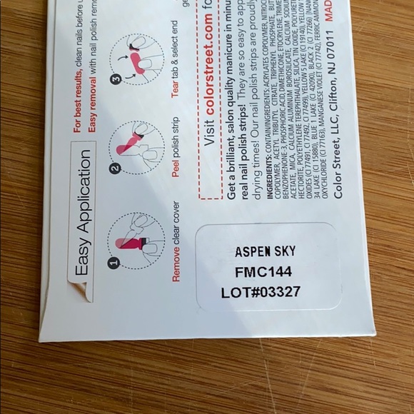 Color Street Nail Strips - Aspen Sky - Picture 5 of 5